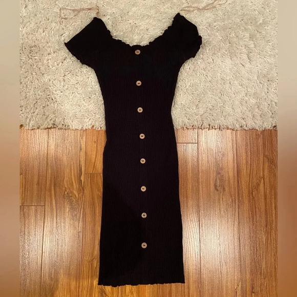 Black ribbed bodycon dress with buttons - Picture 1 of 3